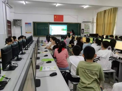 亭湖区举办“全国科普日”系列活动，推动计算机信息技术普及